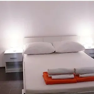 David 3 Apartament