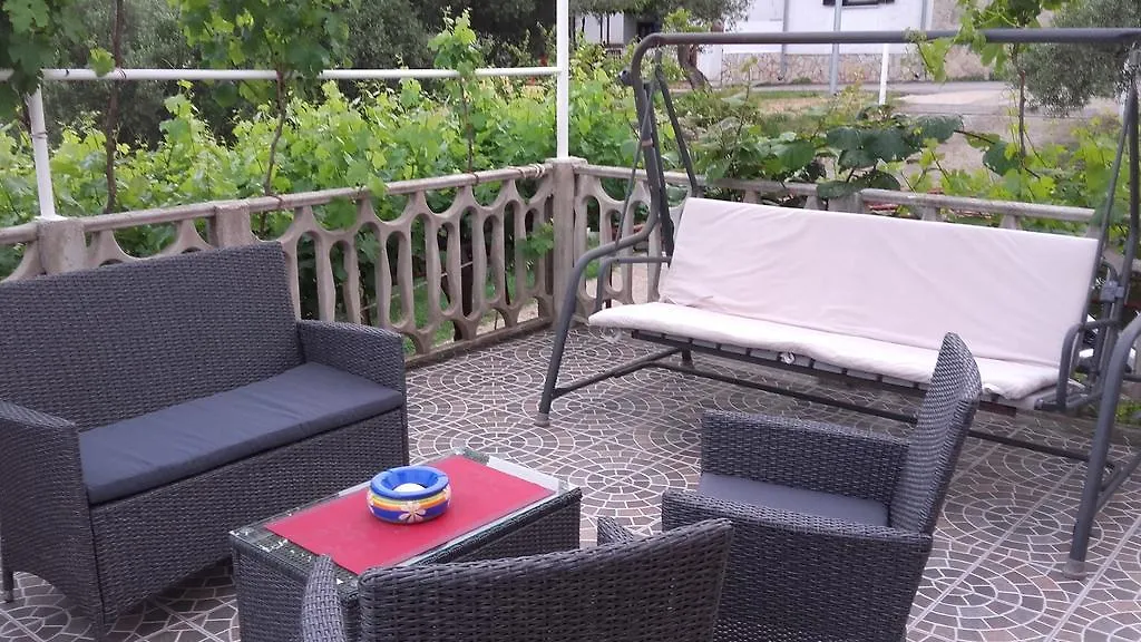 Apartament Corry 1 Ravni