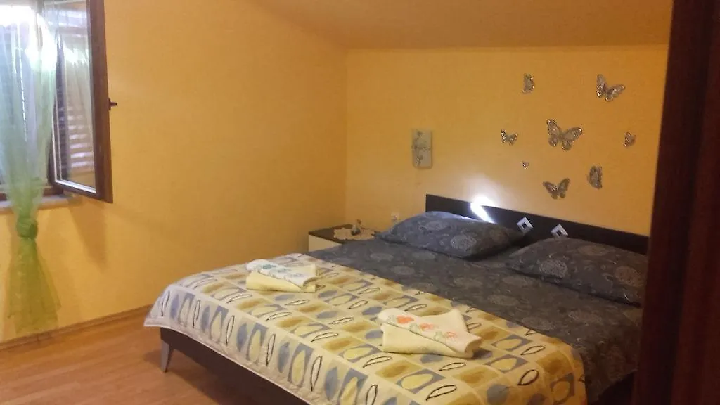 Apartament Corry 1 Ravni